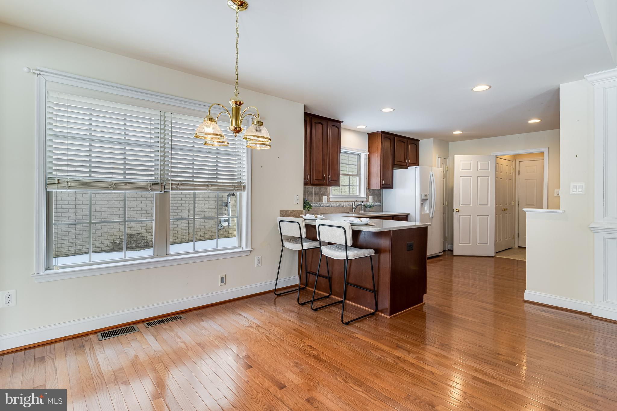 SOUTHGATE - Residential