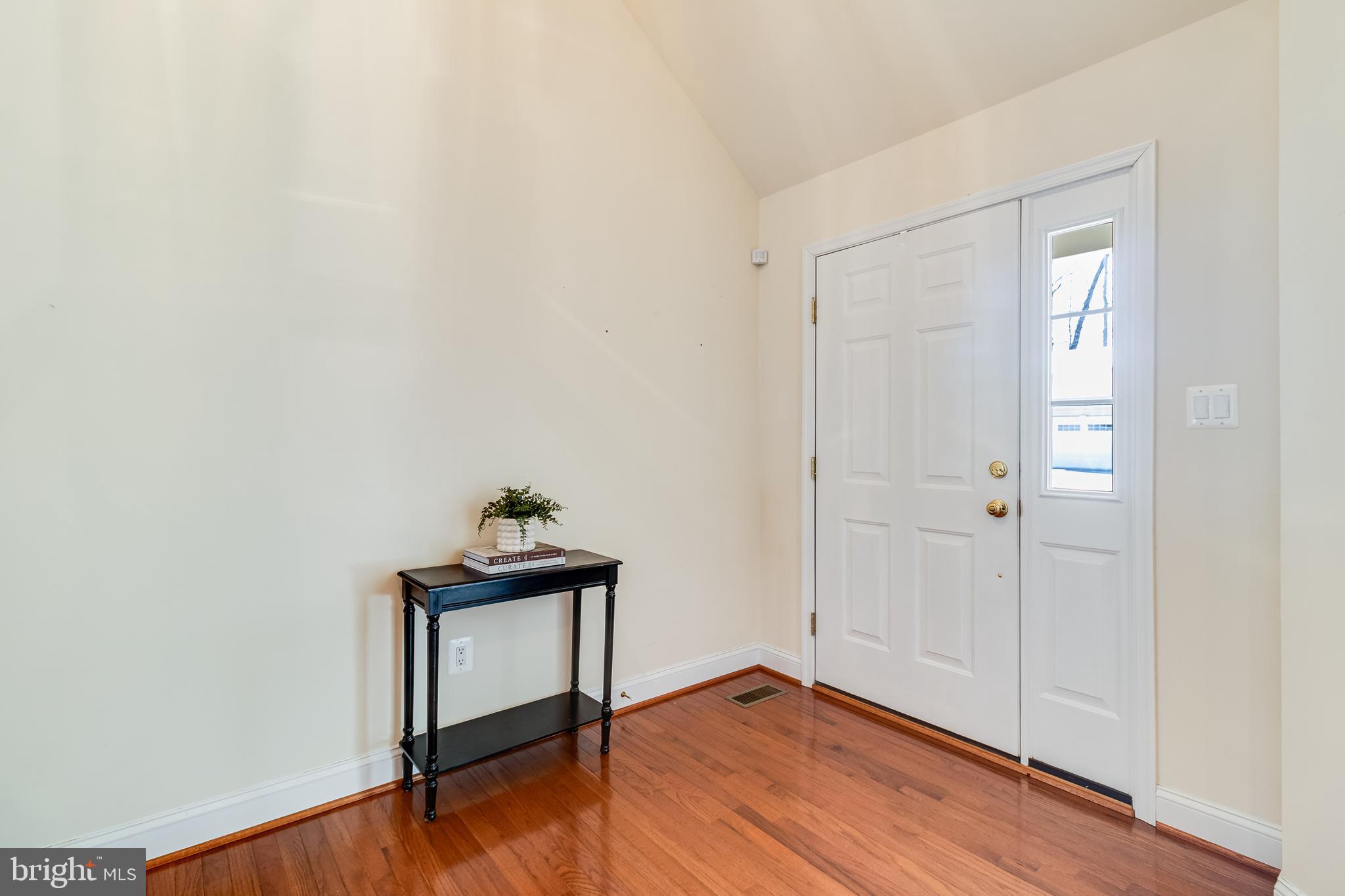 SOUTHGATE - Residential