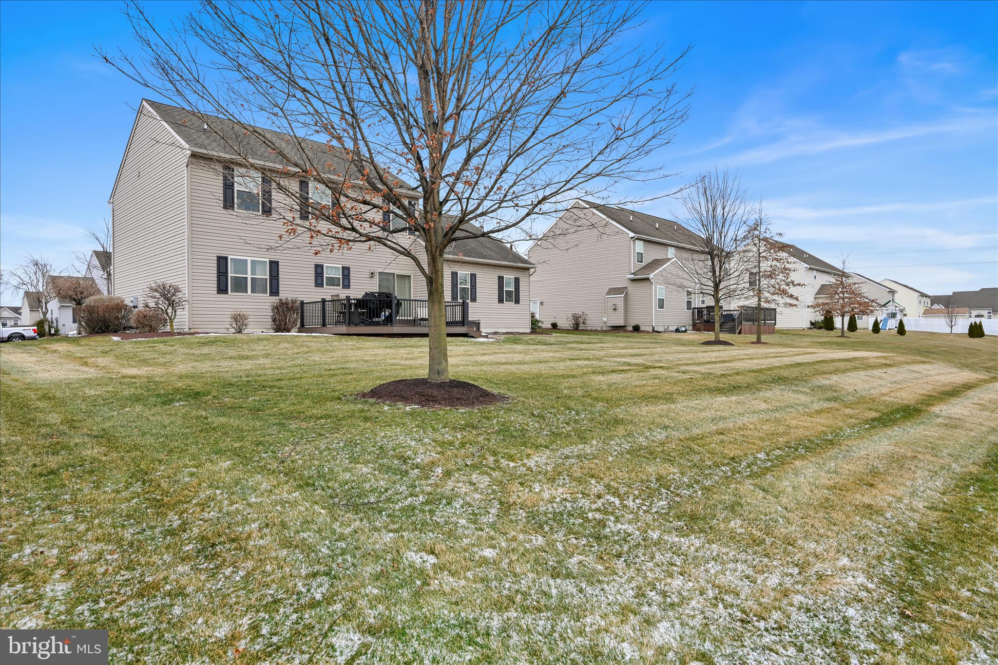 LONDON CROFT - Residential