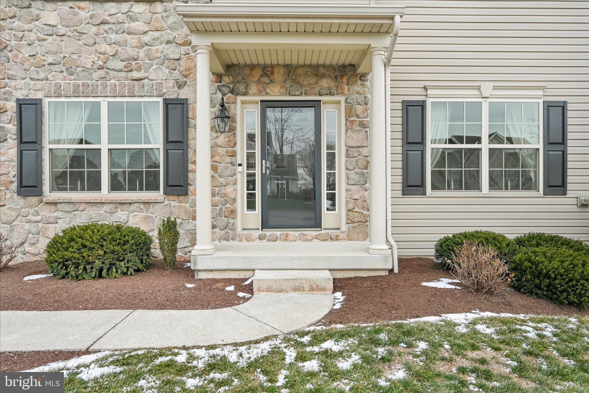 LONDON CROFT - Residential