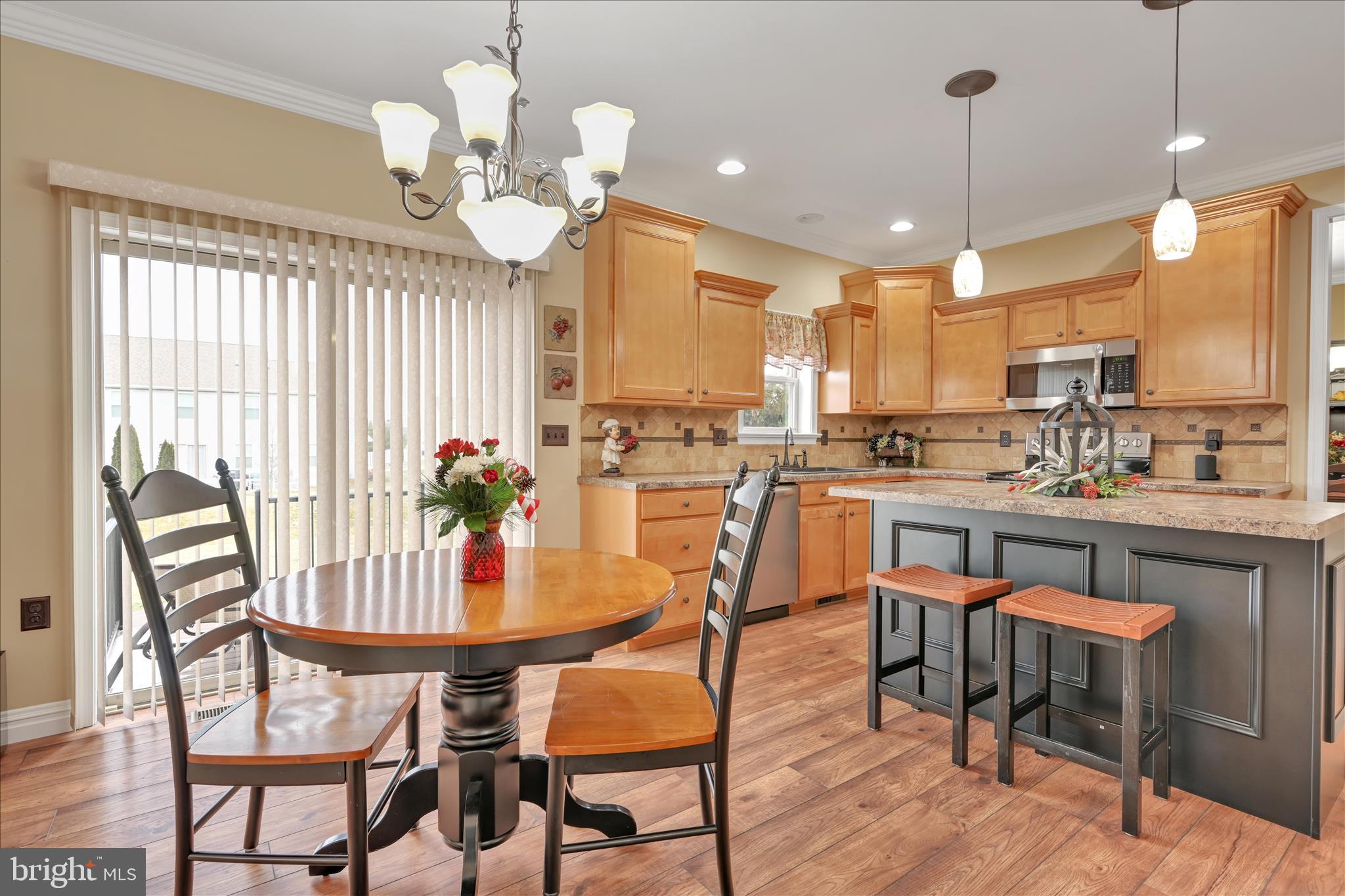 LONDON CROFT - Residential