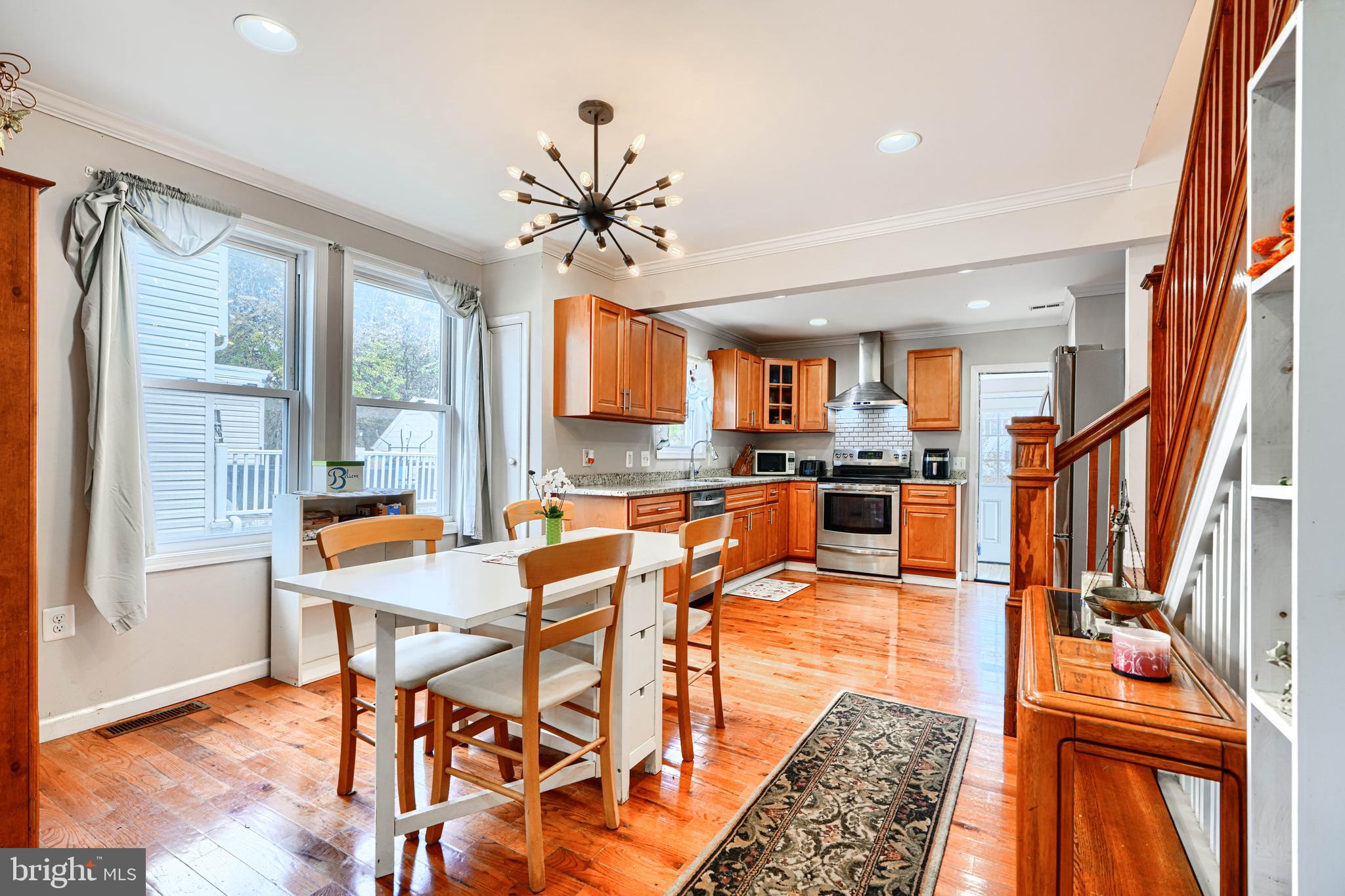 WOODSIDE - Residential