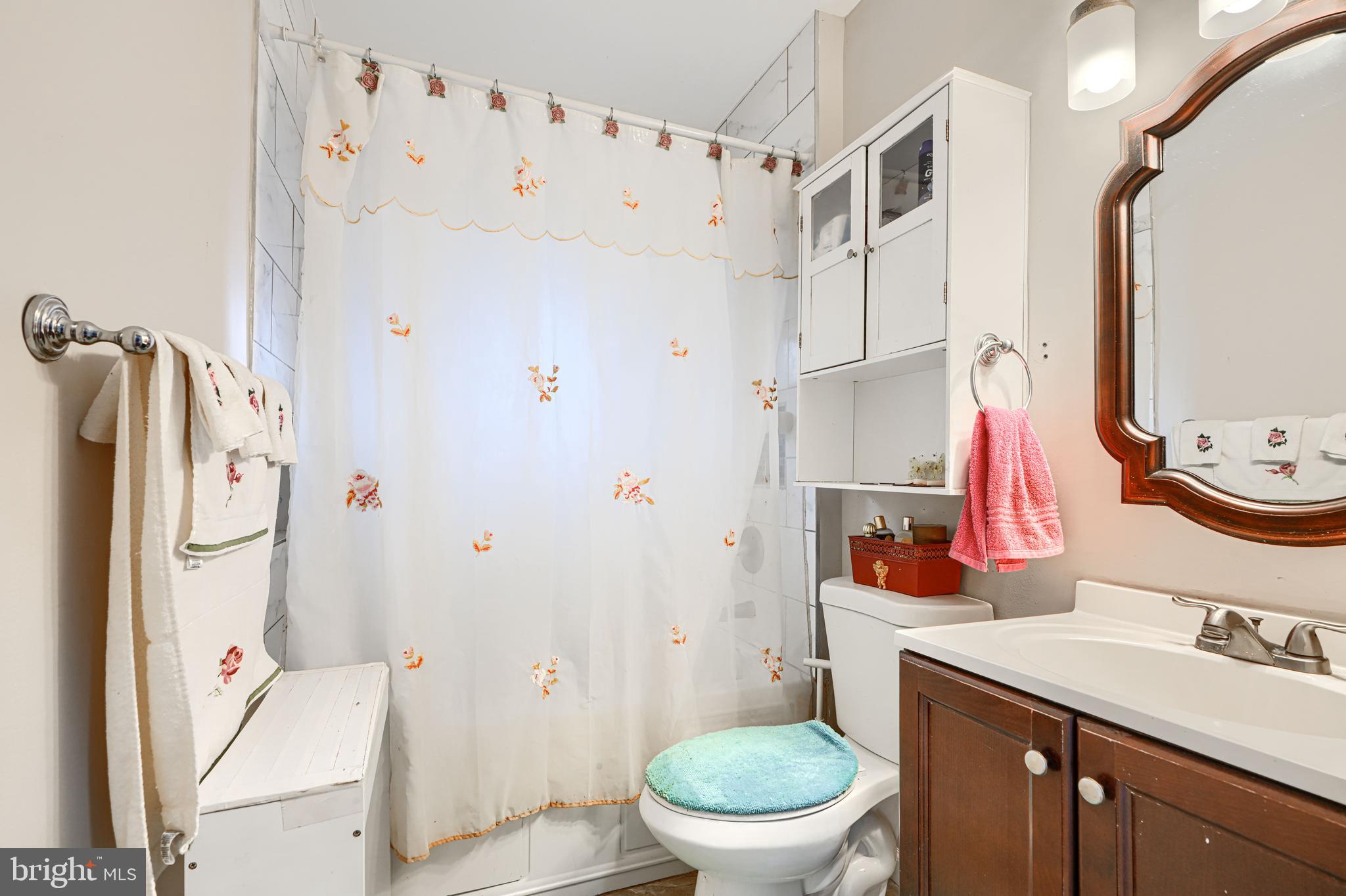 WOODSIDE - Residential