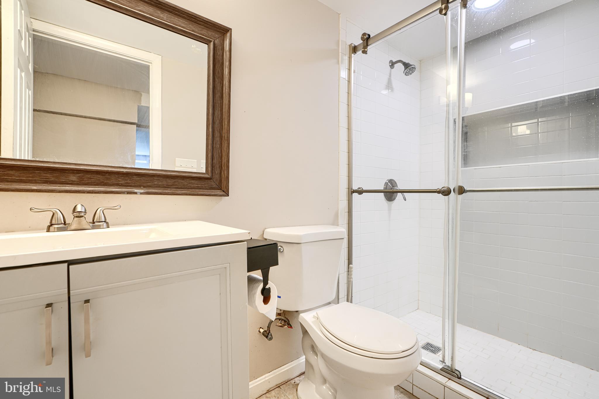 WOODSIDE - Residential