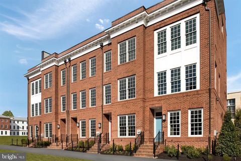 1371 ASPEN STREET NW WASHINGTON DC 20012