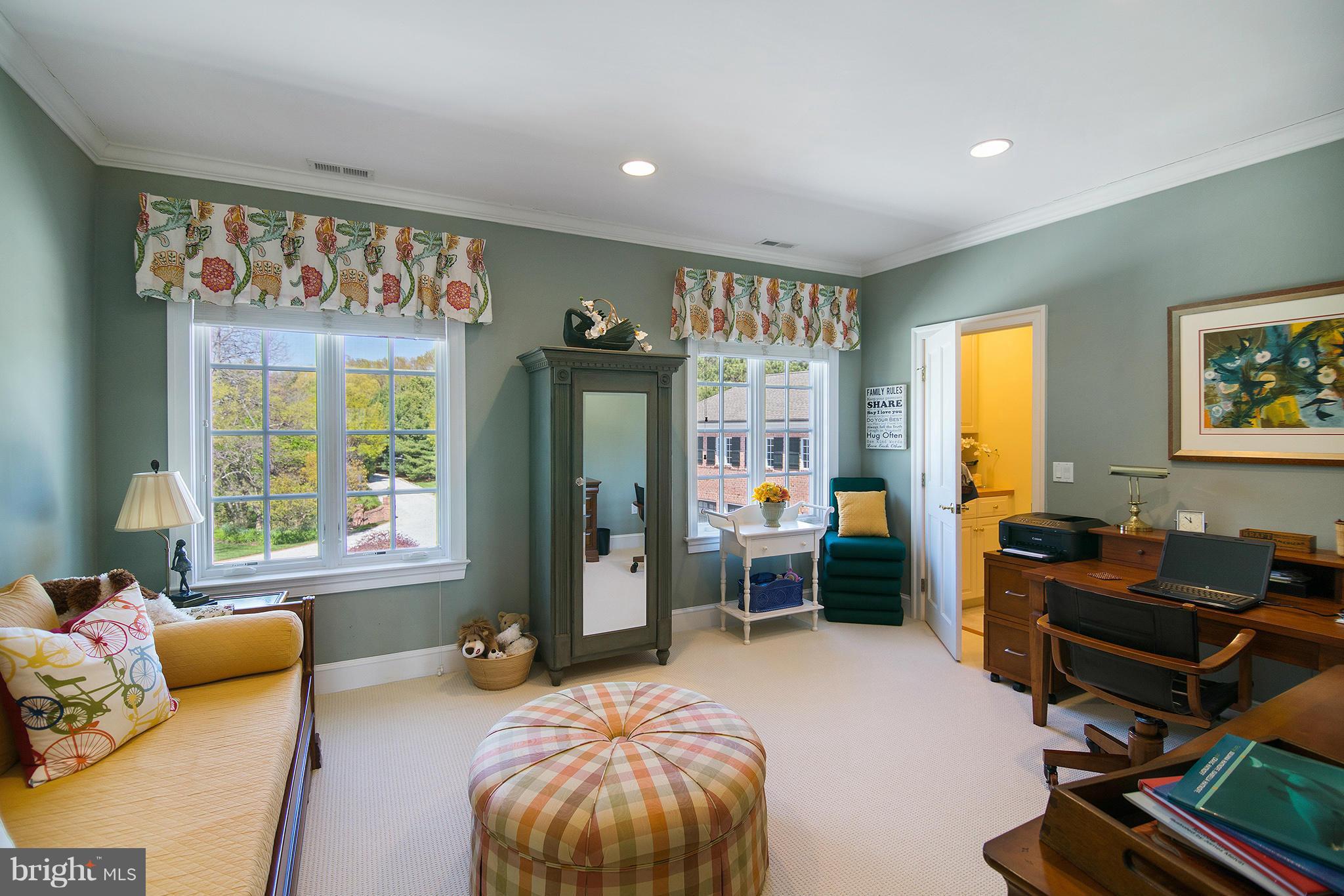 RAYS POINT - Residential