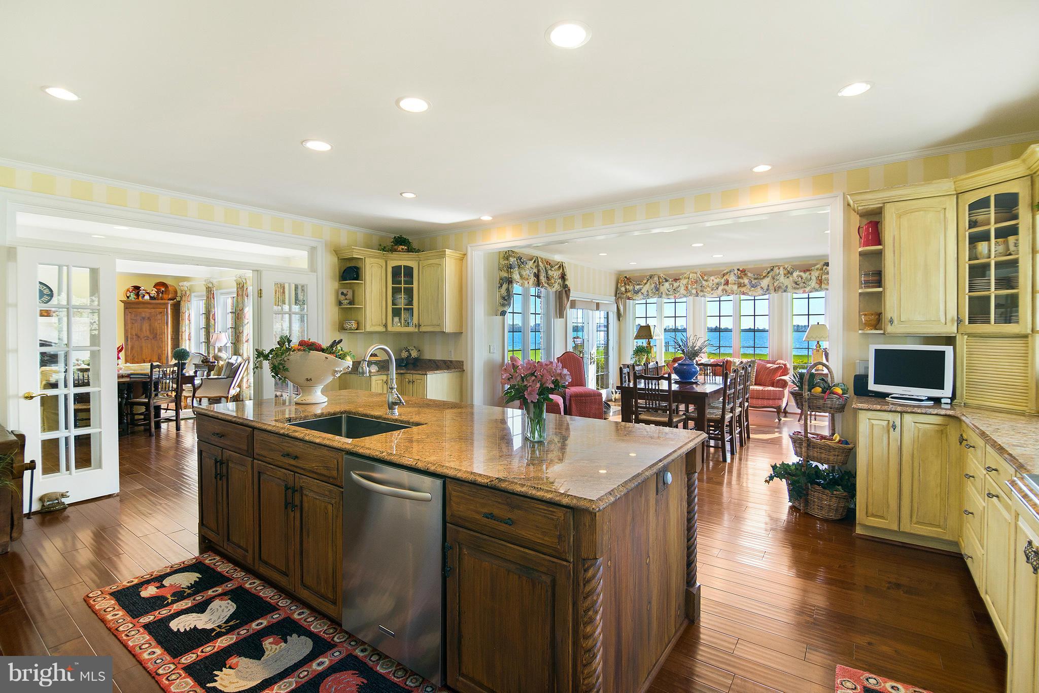 RAYS POINT - Residential