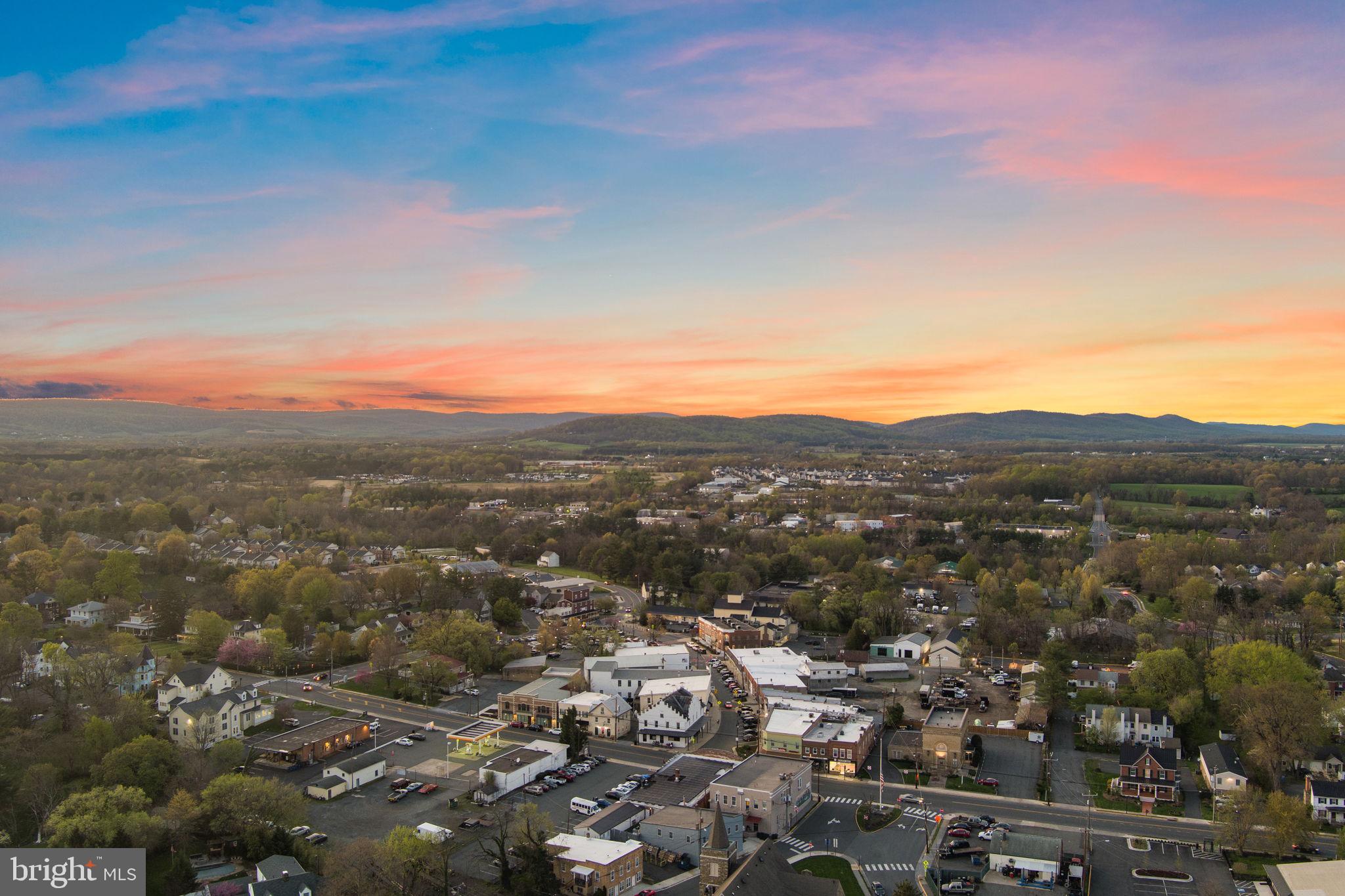 TOWN OF PURCELLVILLE - Residential