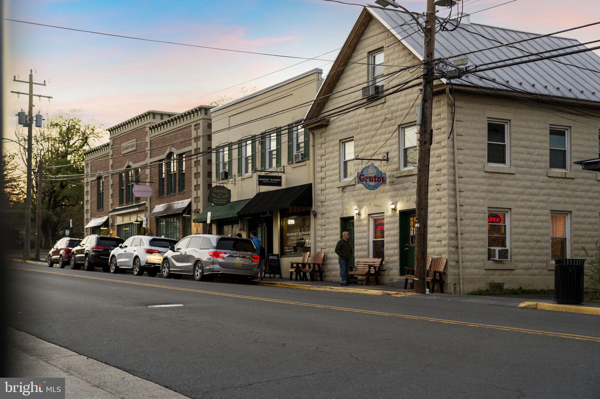 TOWN OF PURCELLVILLE - Residential