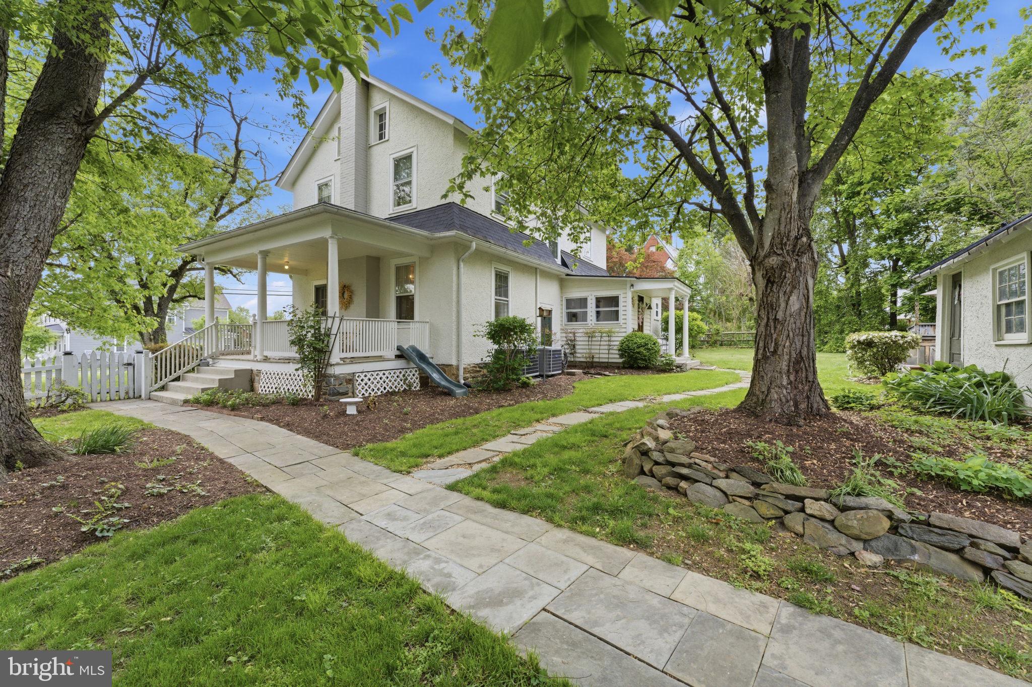 150 S 32ND STREET