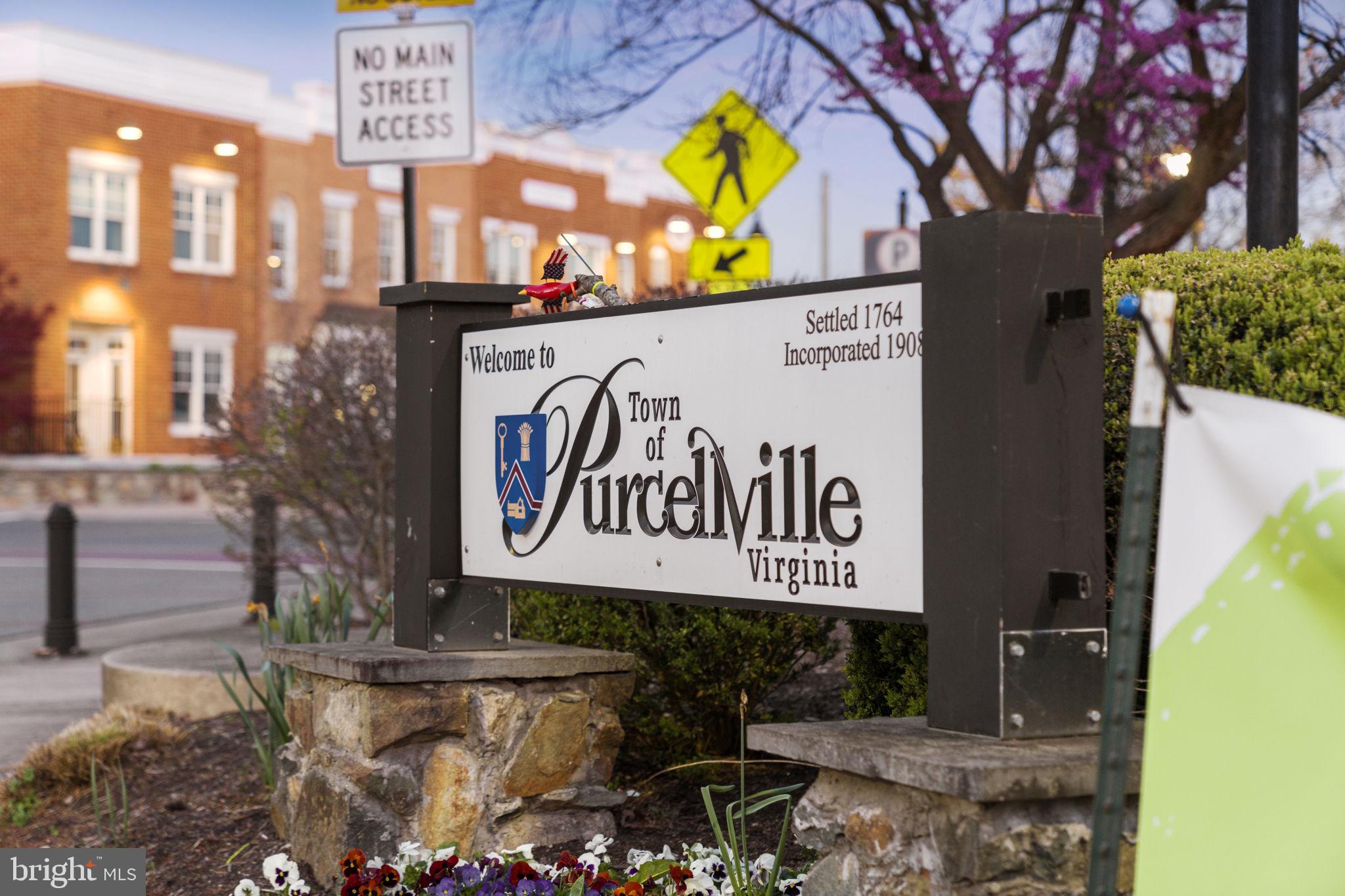 TOWN OF PURCELLVILLE - Residential