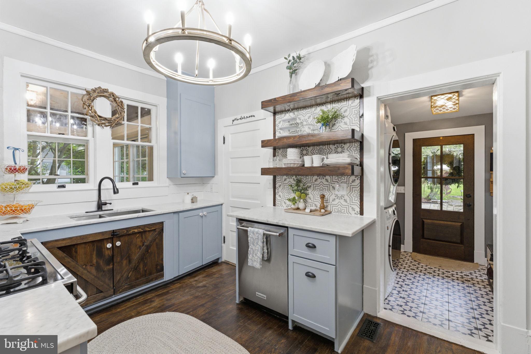 TOWN OF PURCELLVILLE - Residential