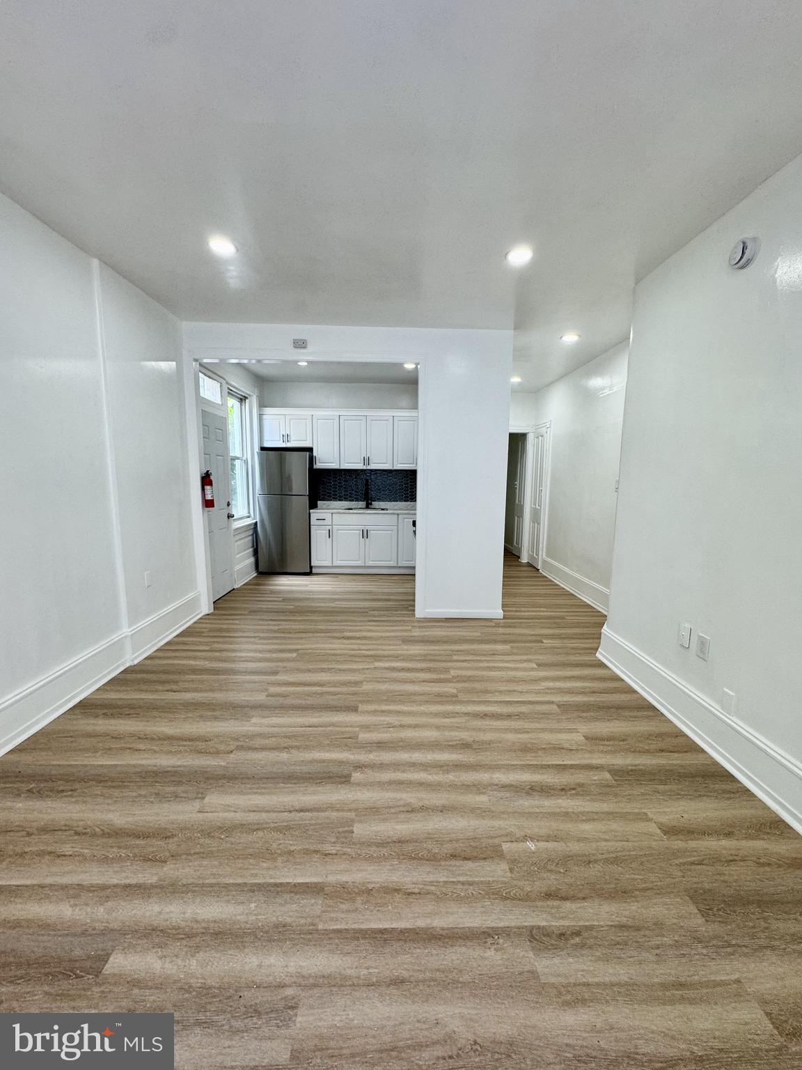 PHA Welcomed
Live at 1621 N Sellers St #1, a spacious 2-bedroom, 1-bathroom apartment located in Frankford. This comfortable home features washer/dryer hookups and a practical, open layout.
Pets are welcome, making it a great fit for animal lovers.
Contact today to schedule a tour!