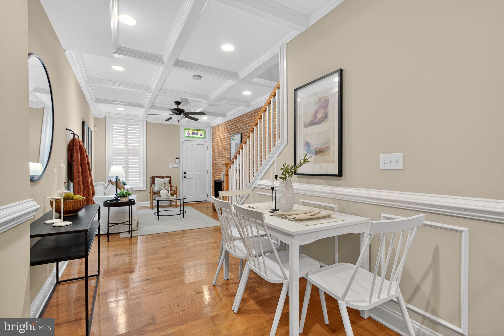 LOCUST POINT - Residential