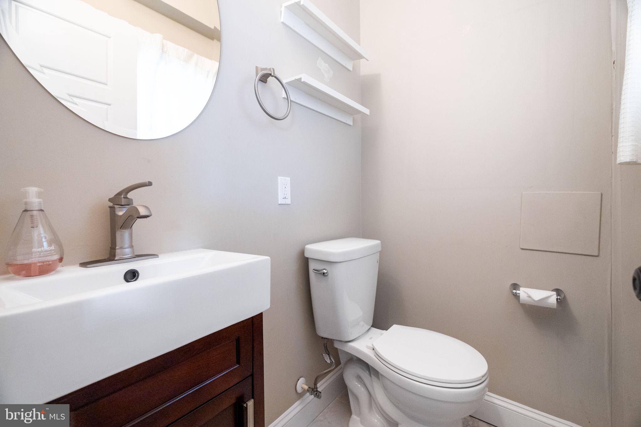 LOCUST POINT - Residential