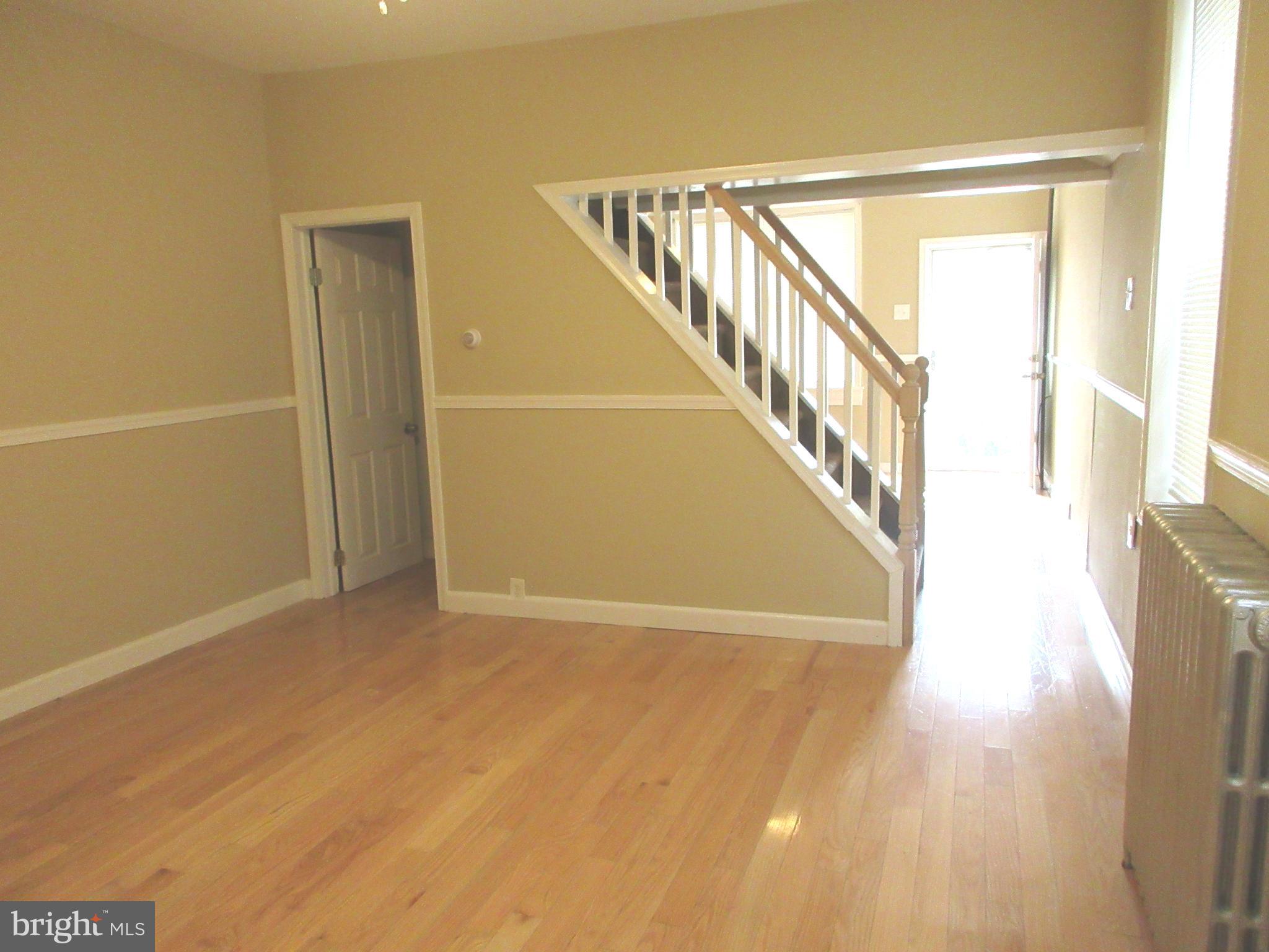 BRIDESBURG - Residential