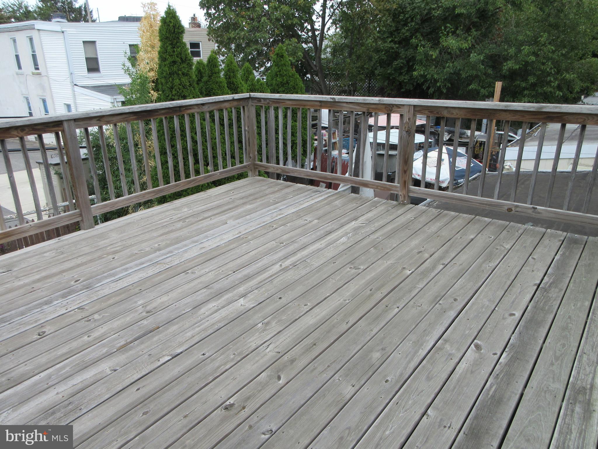 BRIDESBURG - Residential