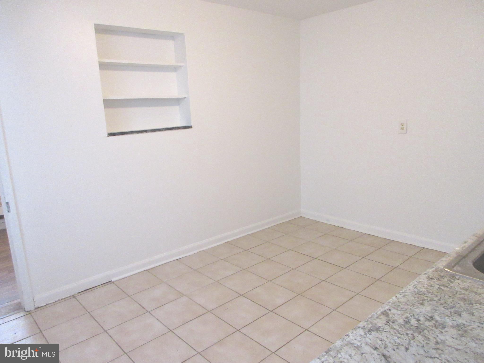 BRIDESBURG - Residential