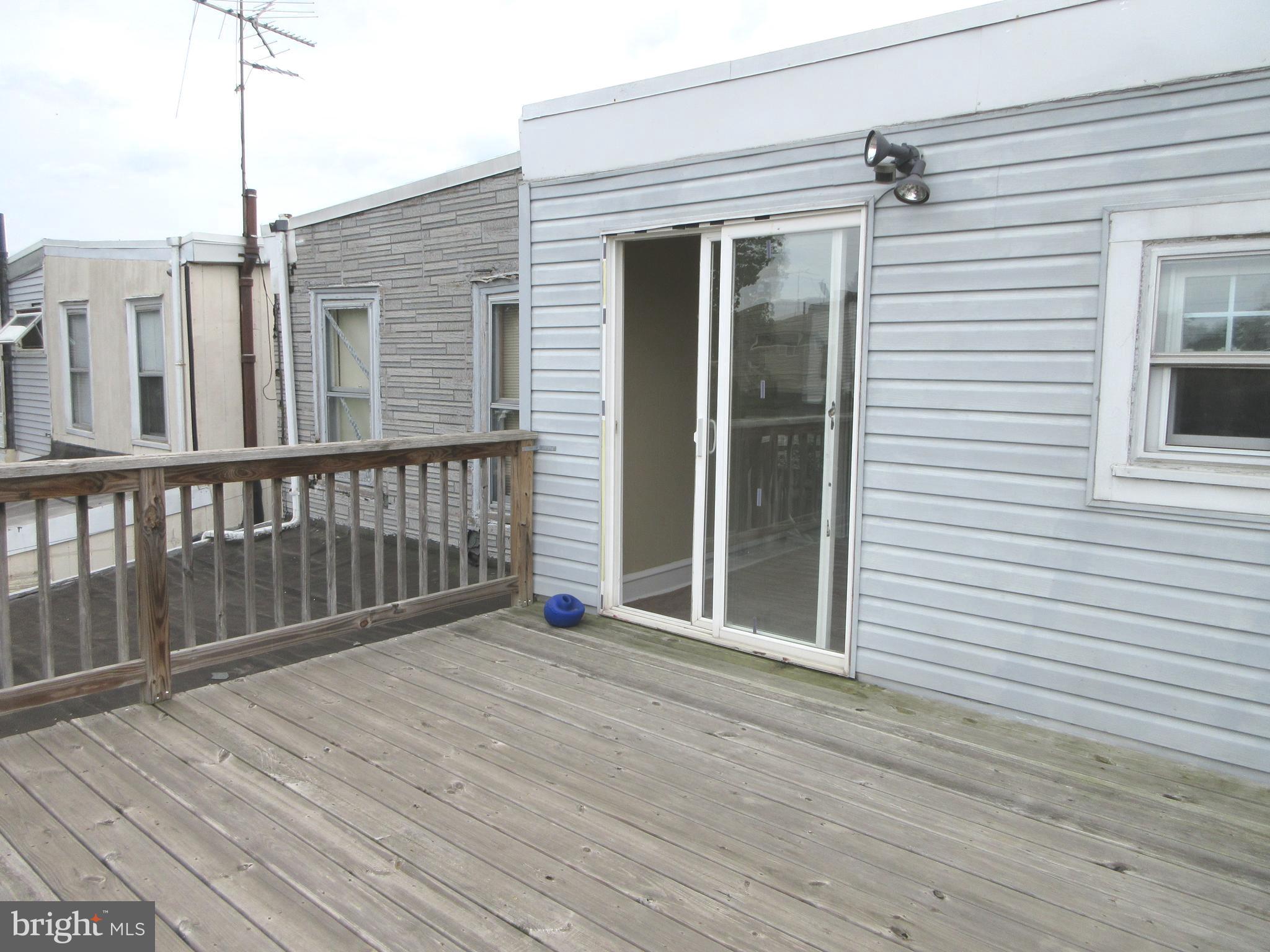 BRIDESBURG - Residential