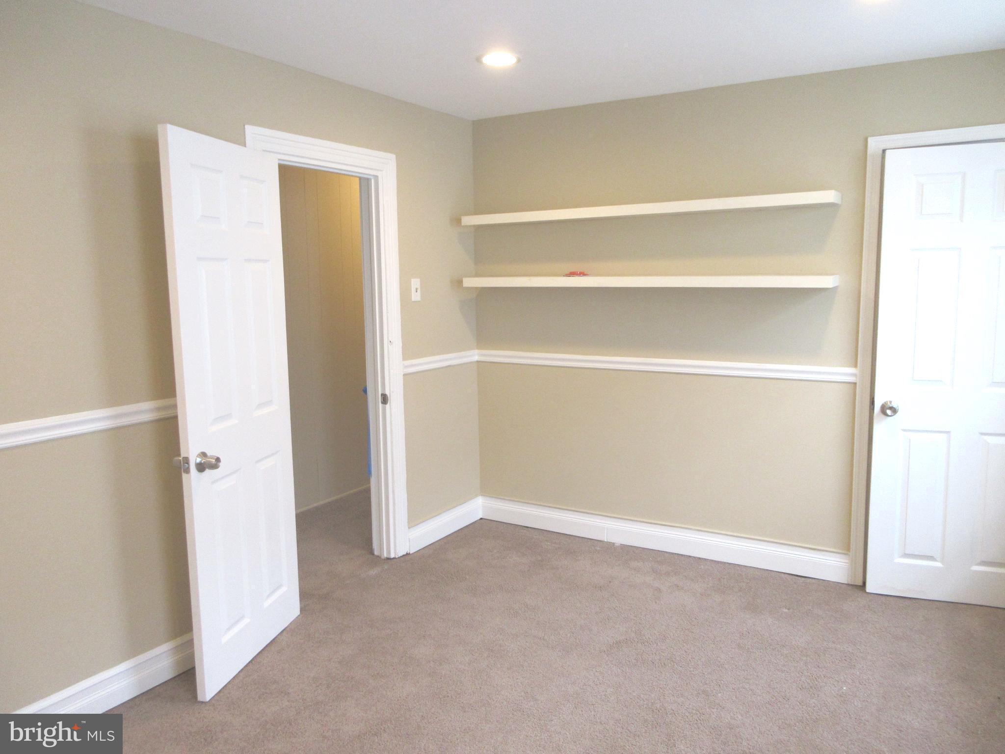 BRIDESBURG - Residential