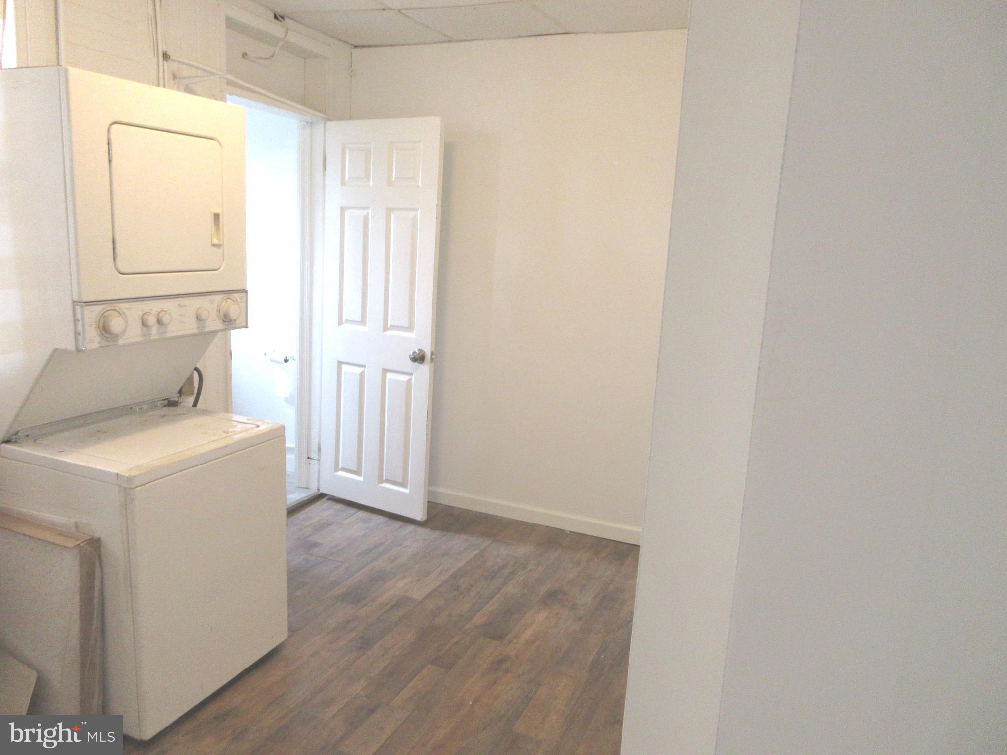 BRIDESBURG - Residential