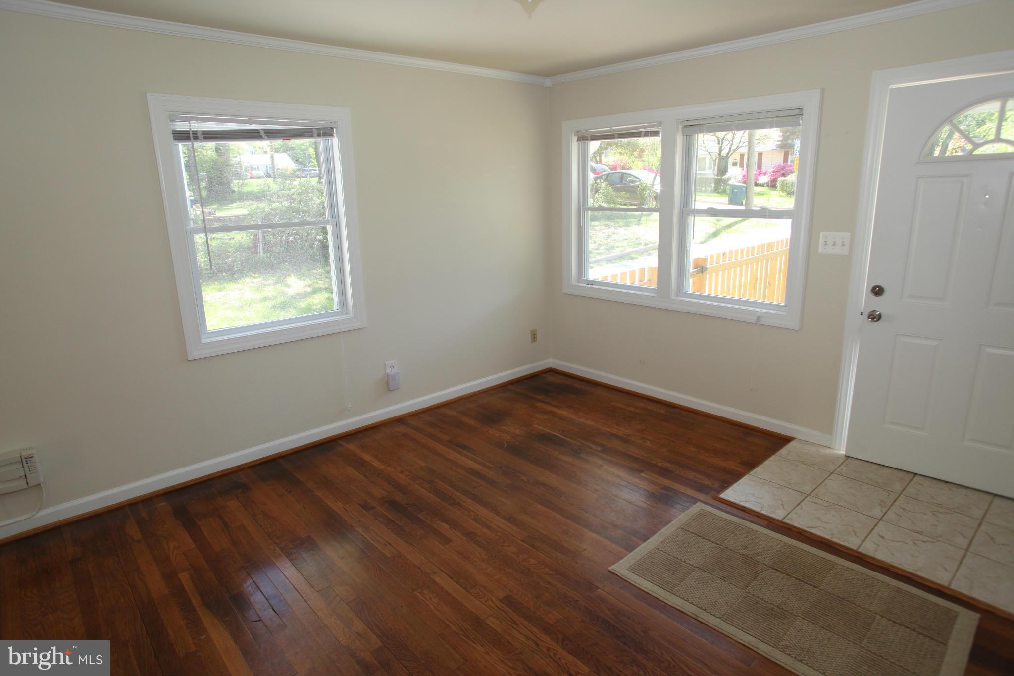 PIMMIT HILLS - Residential Lease