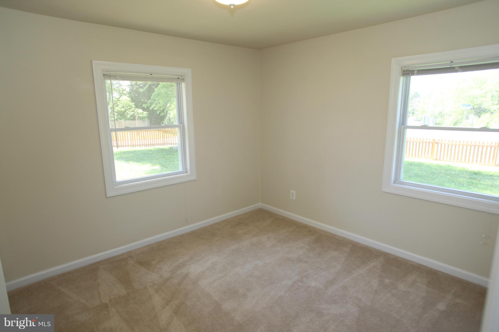 PIMMIT HILLS - Residential Lease