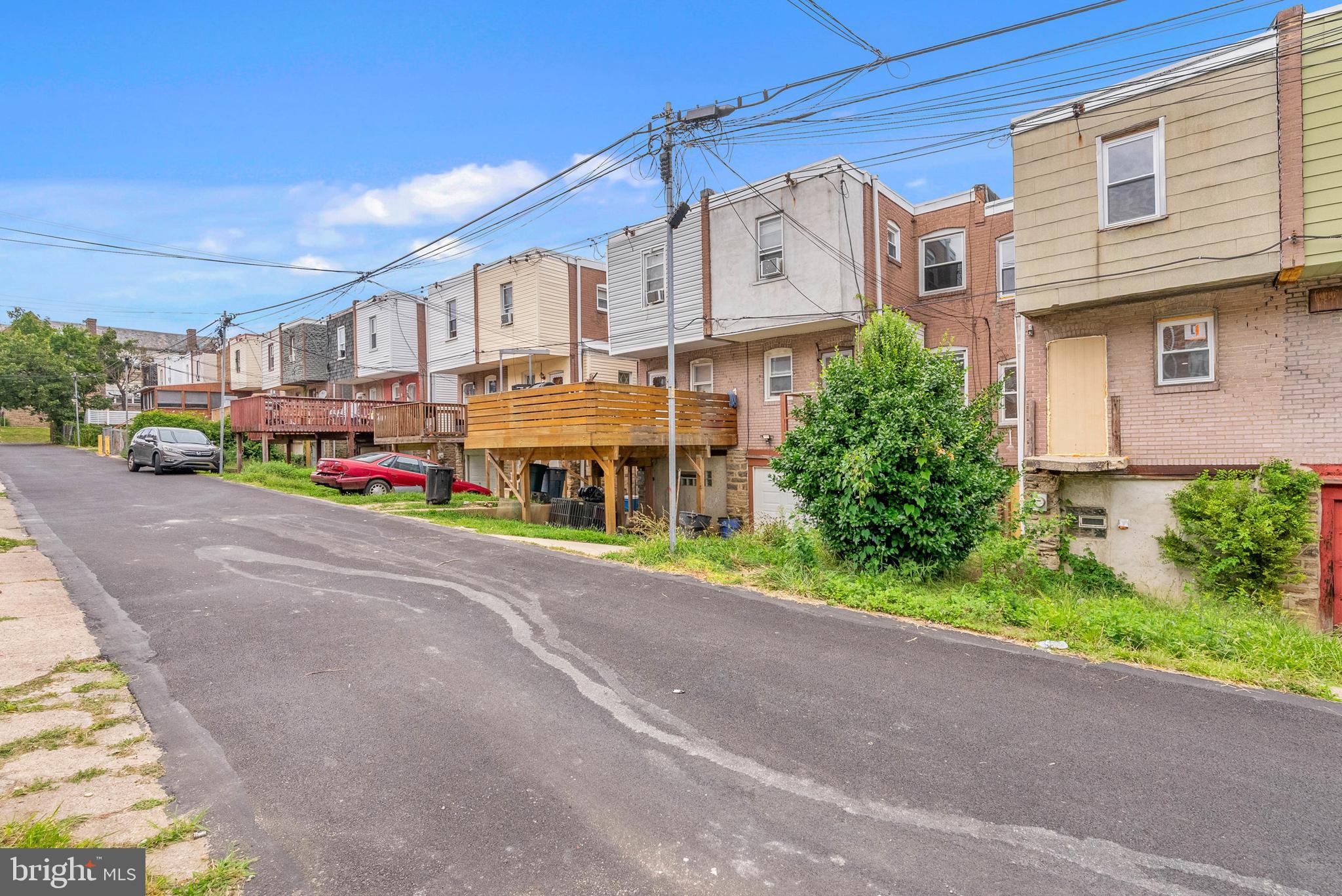 WEST OAK LANE - Residential Lease