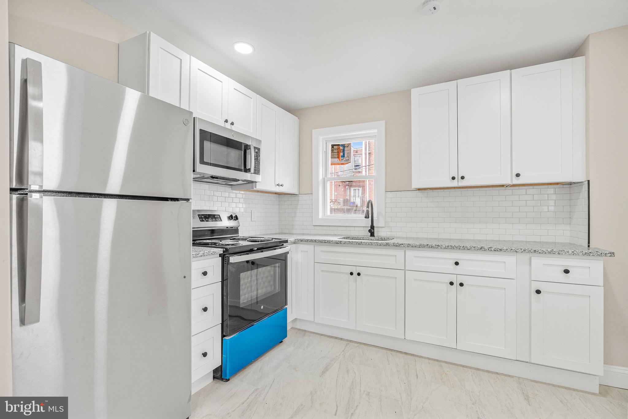 WEST OAK LANE - Residential Lease