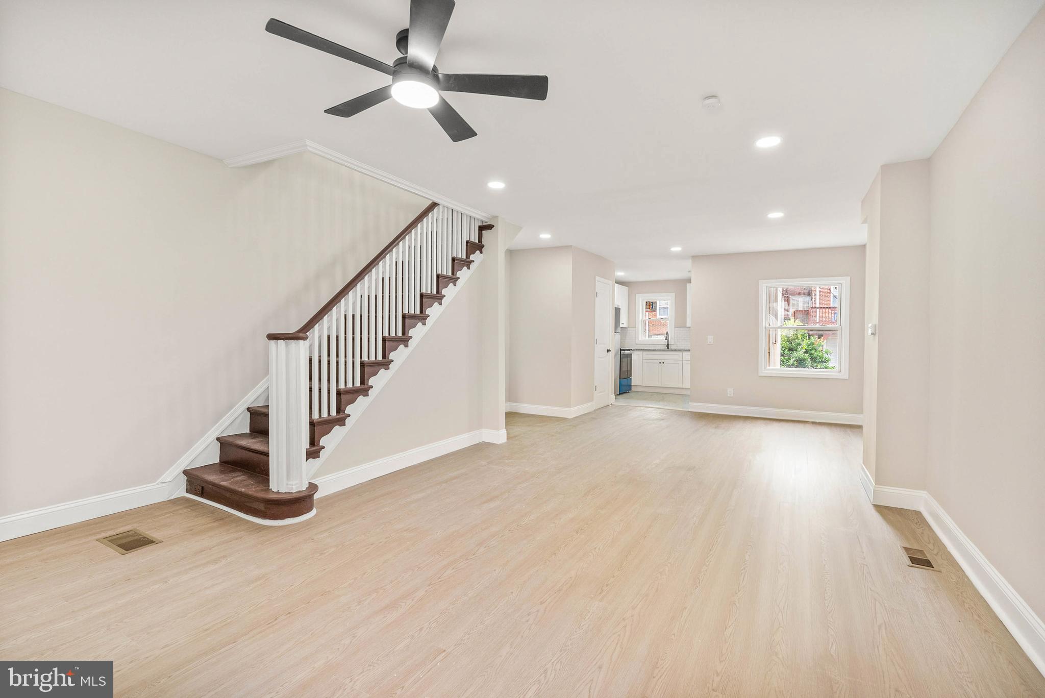 WEST OAK LANE - Residential Lease