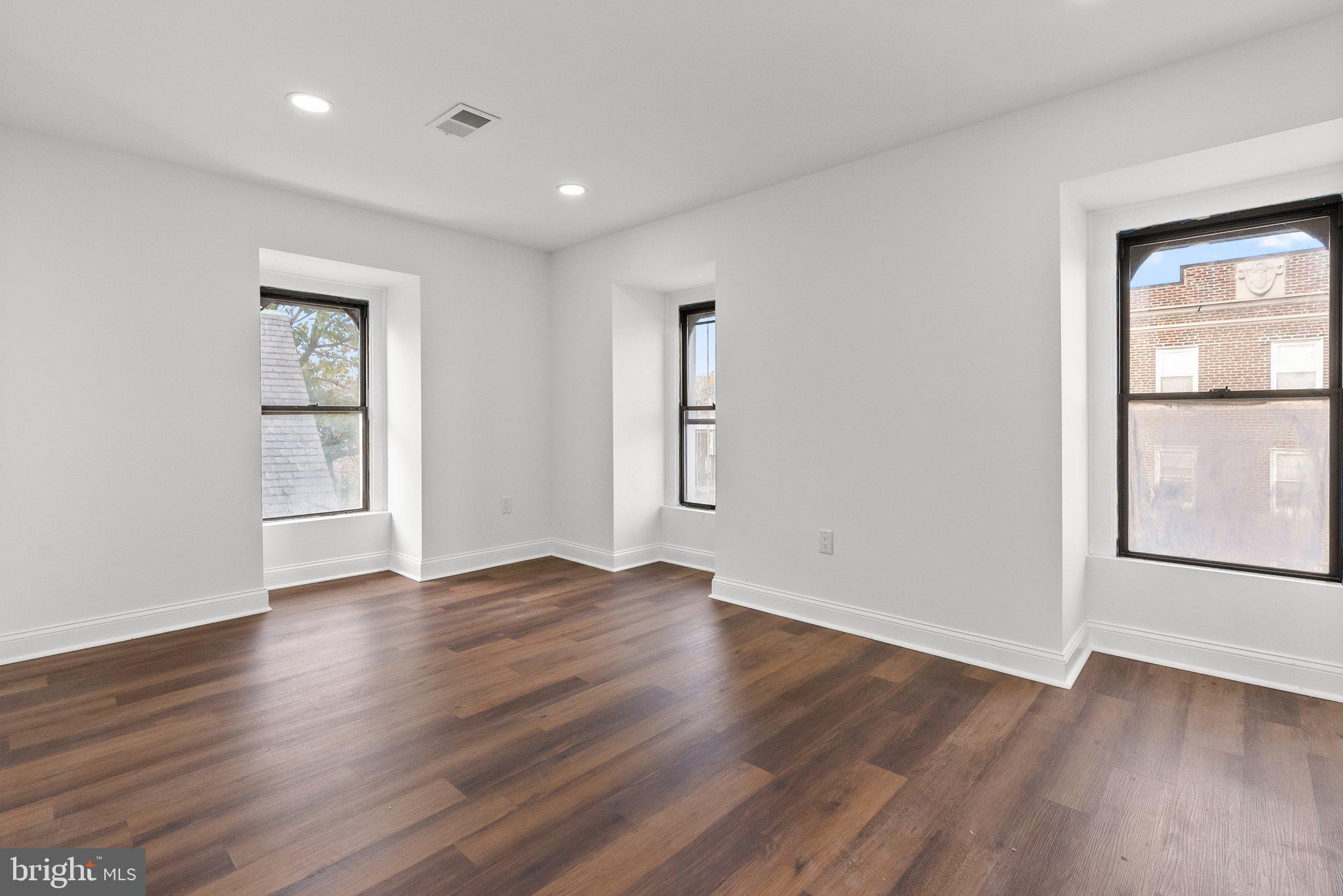 FRANKFORD - Residential