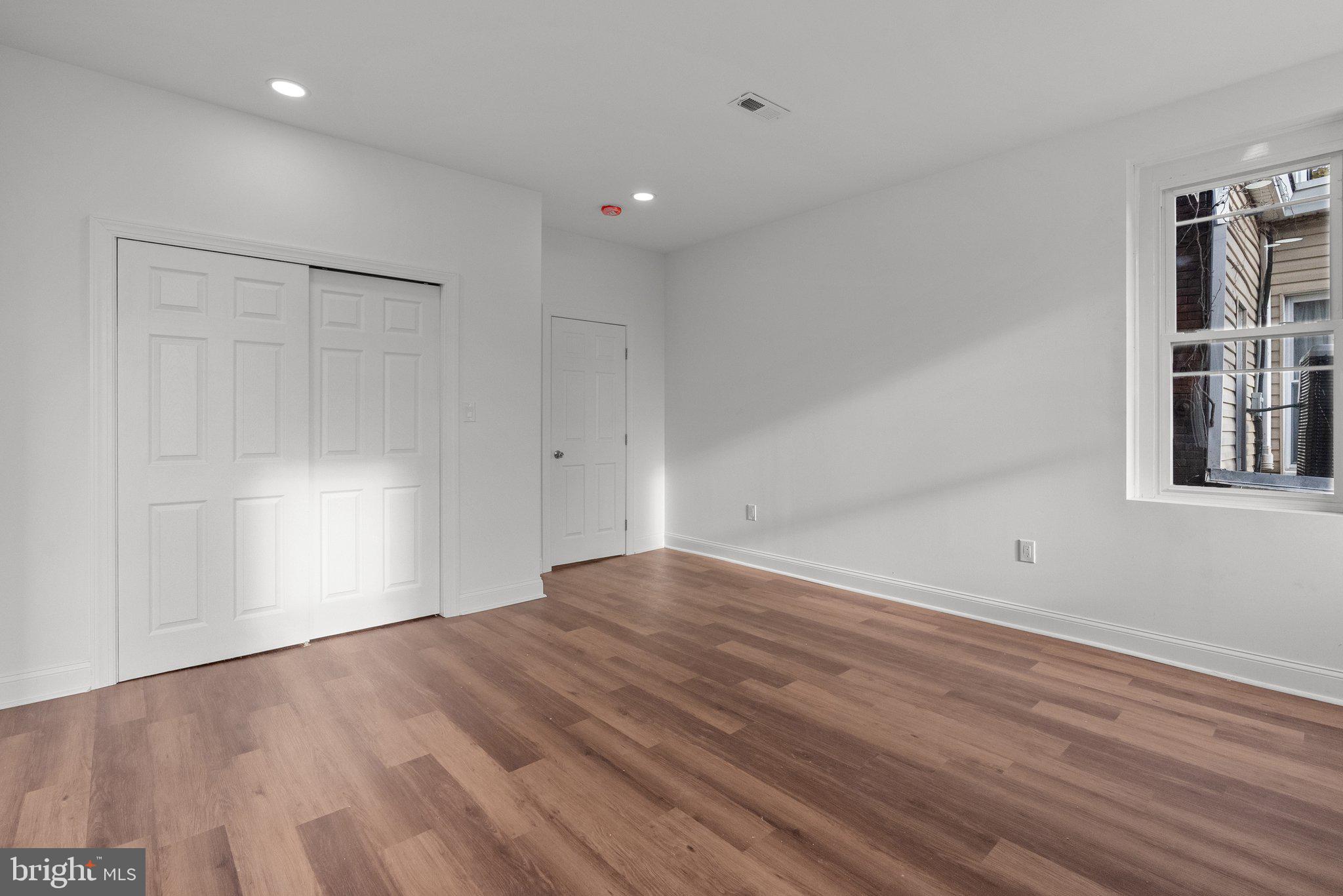 FRANKFORD - Residential