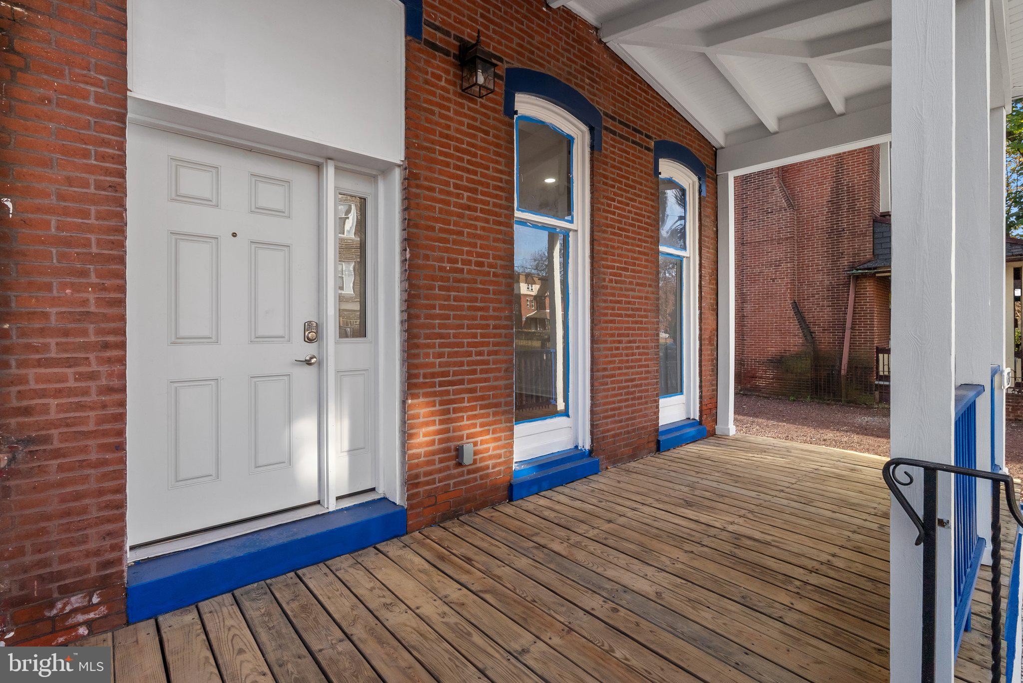 FRANKFORD - Residential