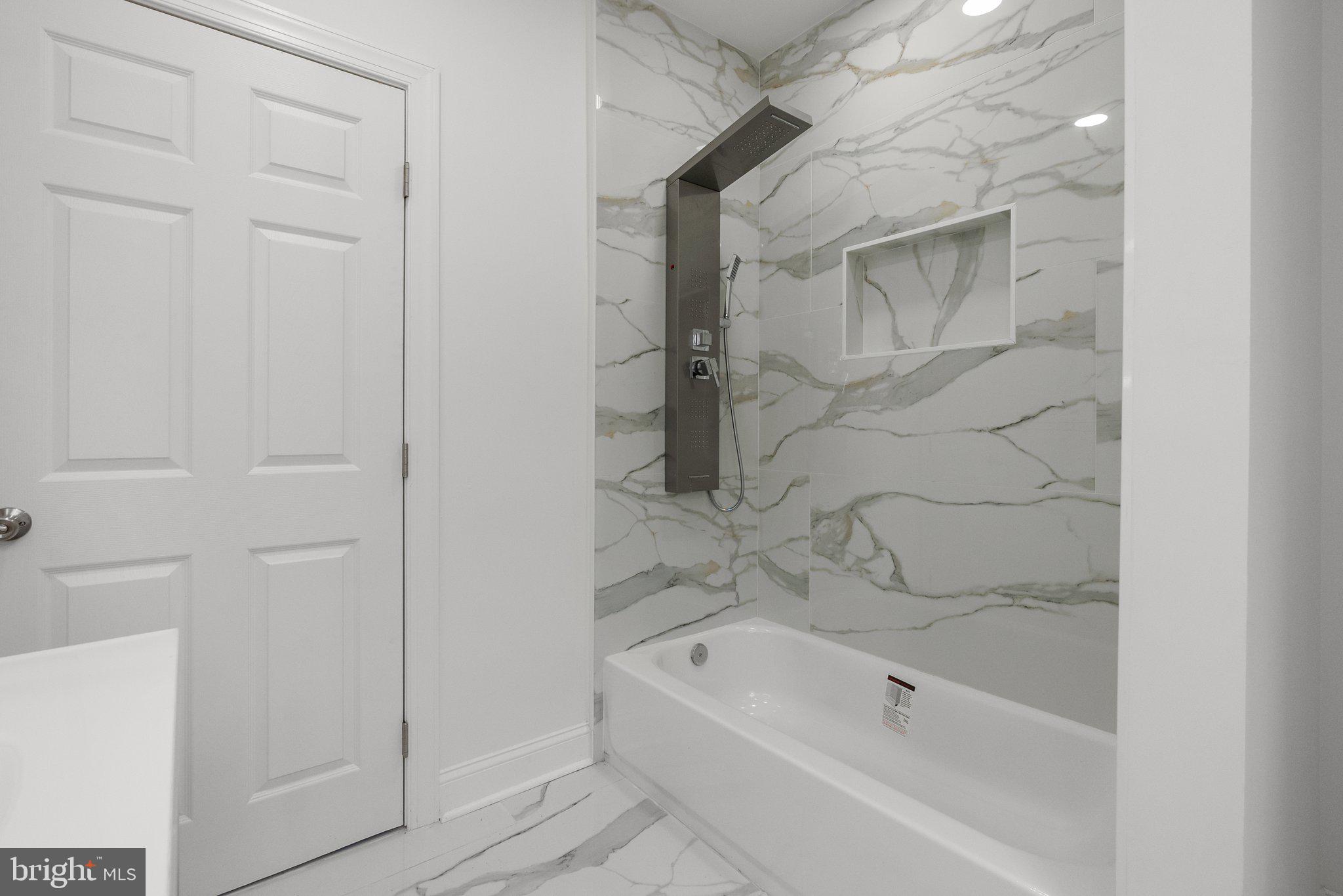 FRANKFORD - Residential