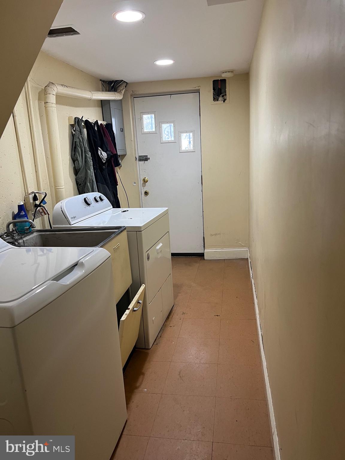 LEXINGTON PARK - Residential