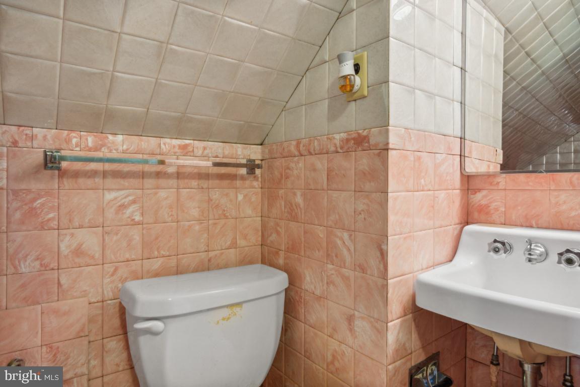 PARKVILLE - Residential