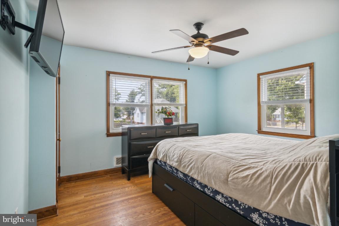 PARKVILLE - Residential