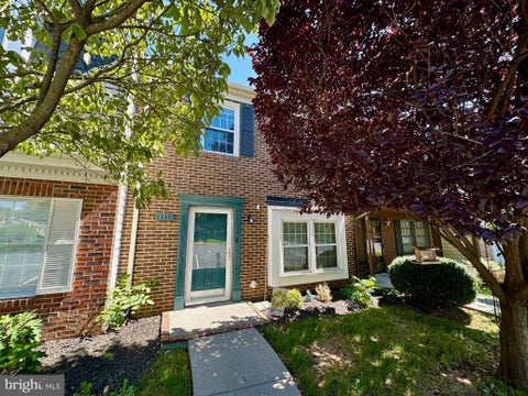 Townhouse For Sale - 114 Tudor Drive<br/> WINCHESTER, VA 22603
