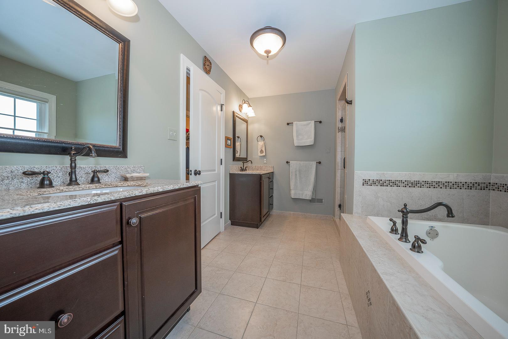 MERION GOLF MANOR - Residential