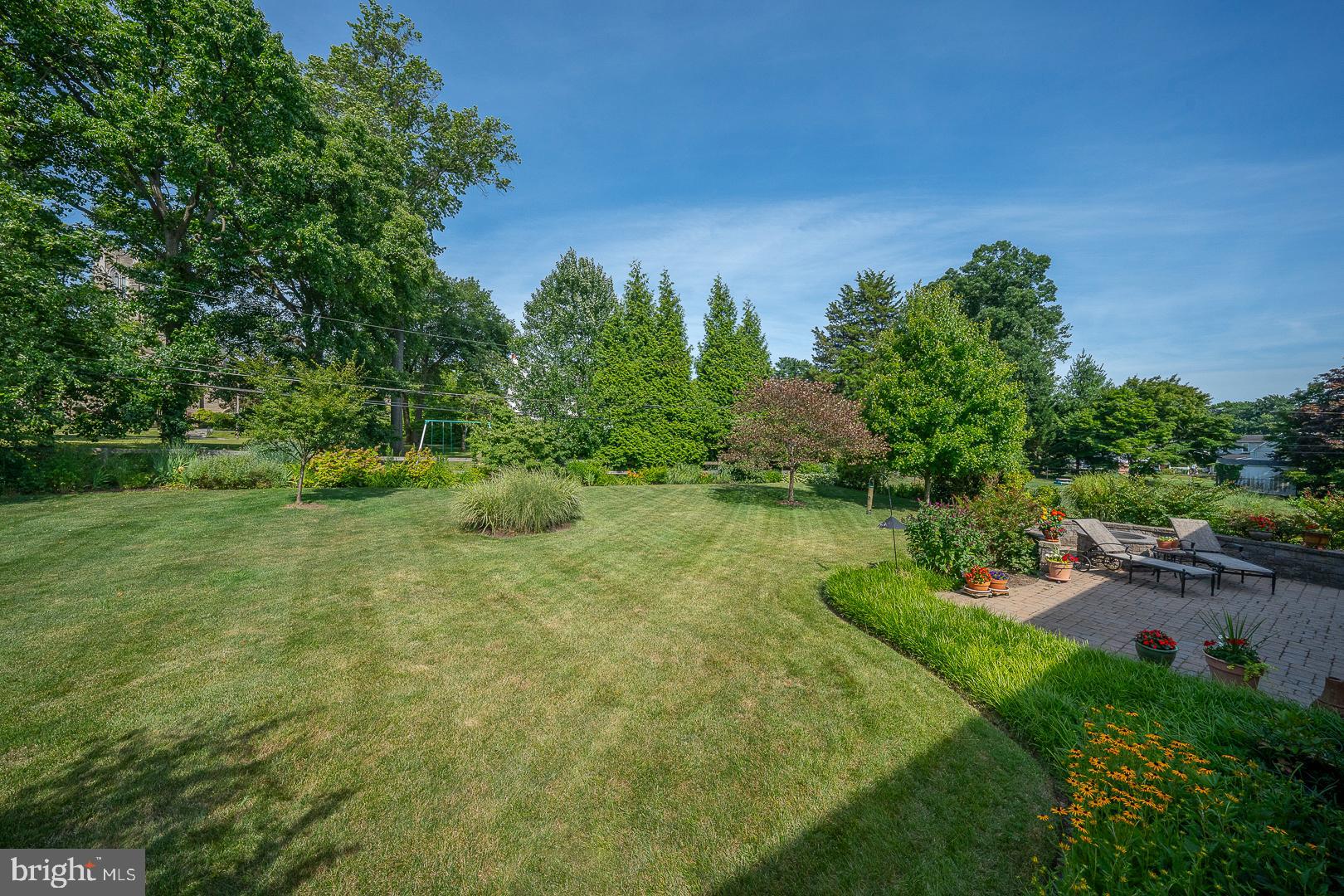 MERION GOLF MANOR - Residential