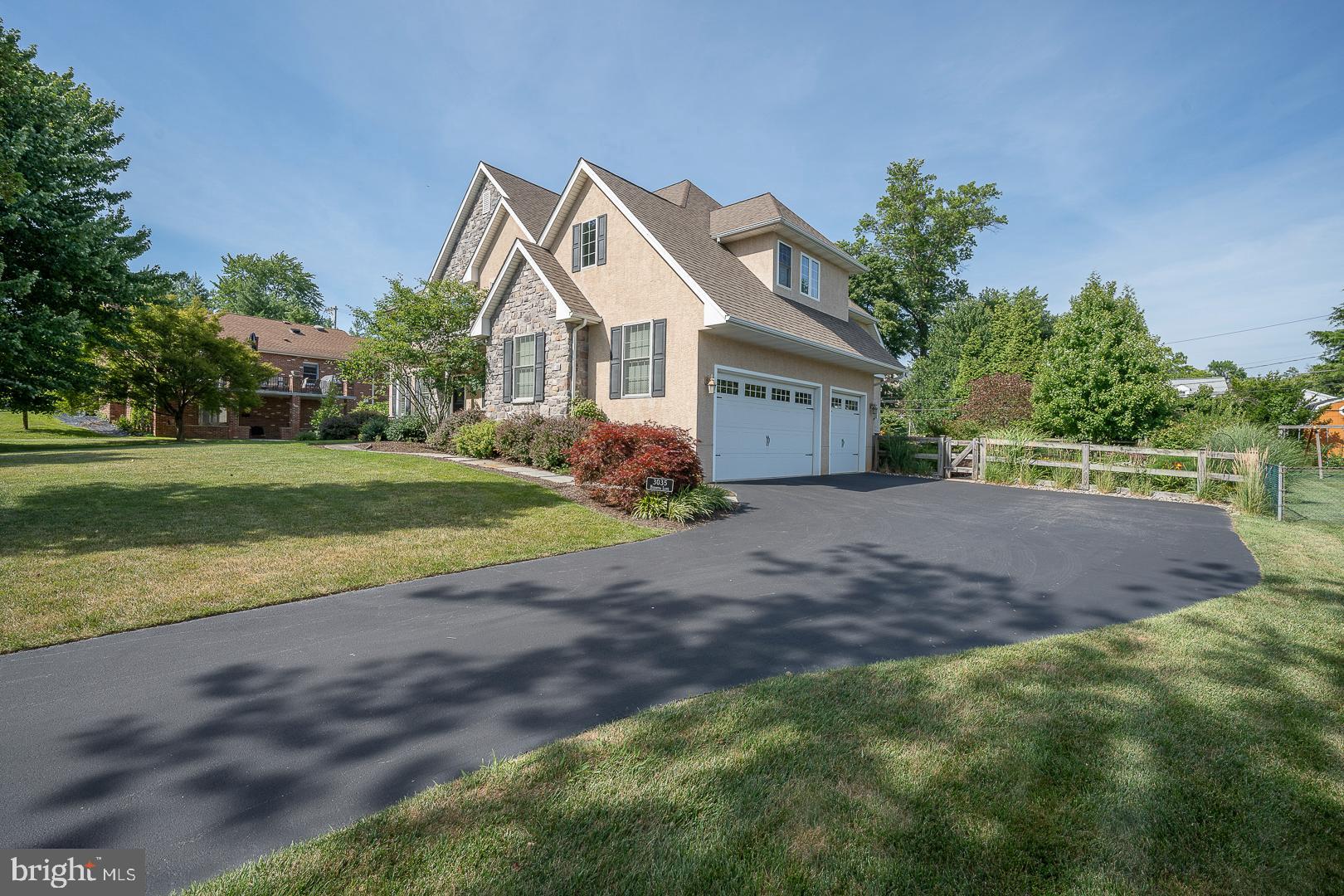 MERION GOLF MANOR - Residential