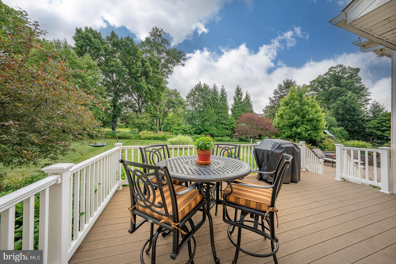 MERION GOLF MANOR - Residential