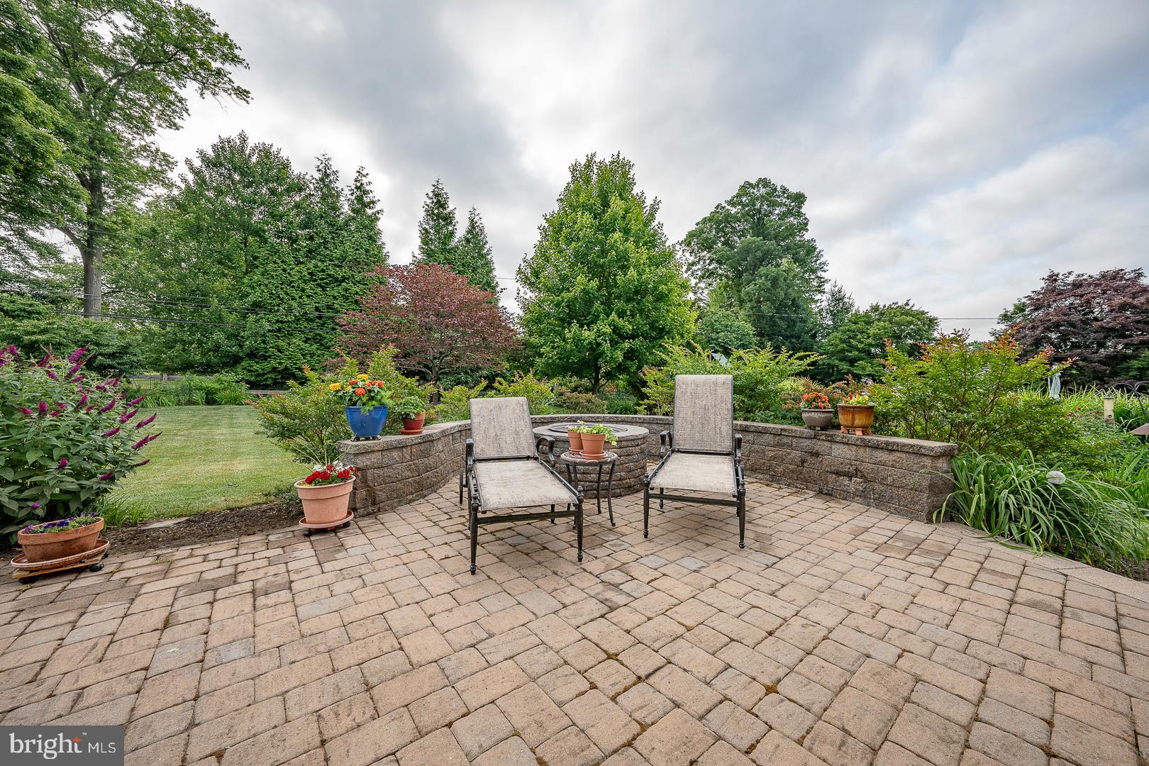 MERION GOLF MANOR - Residential