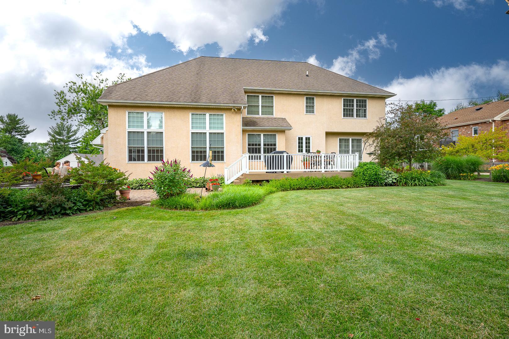 MERION GOLF MANOR - Residential