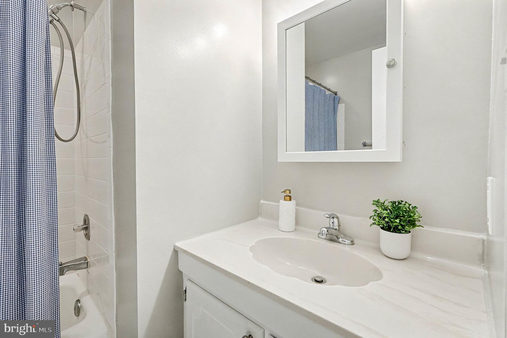 ARROWOOD - Residential