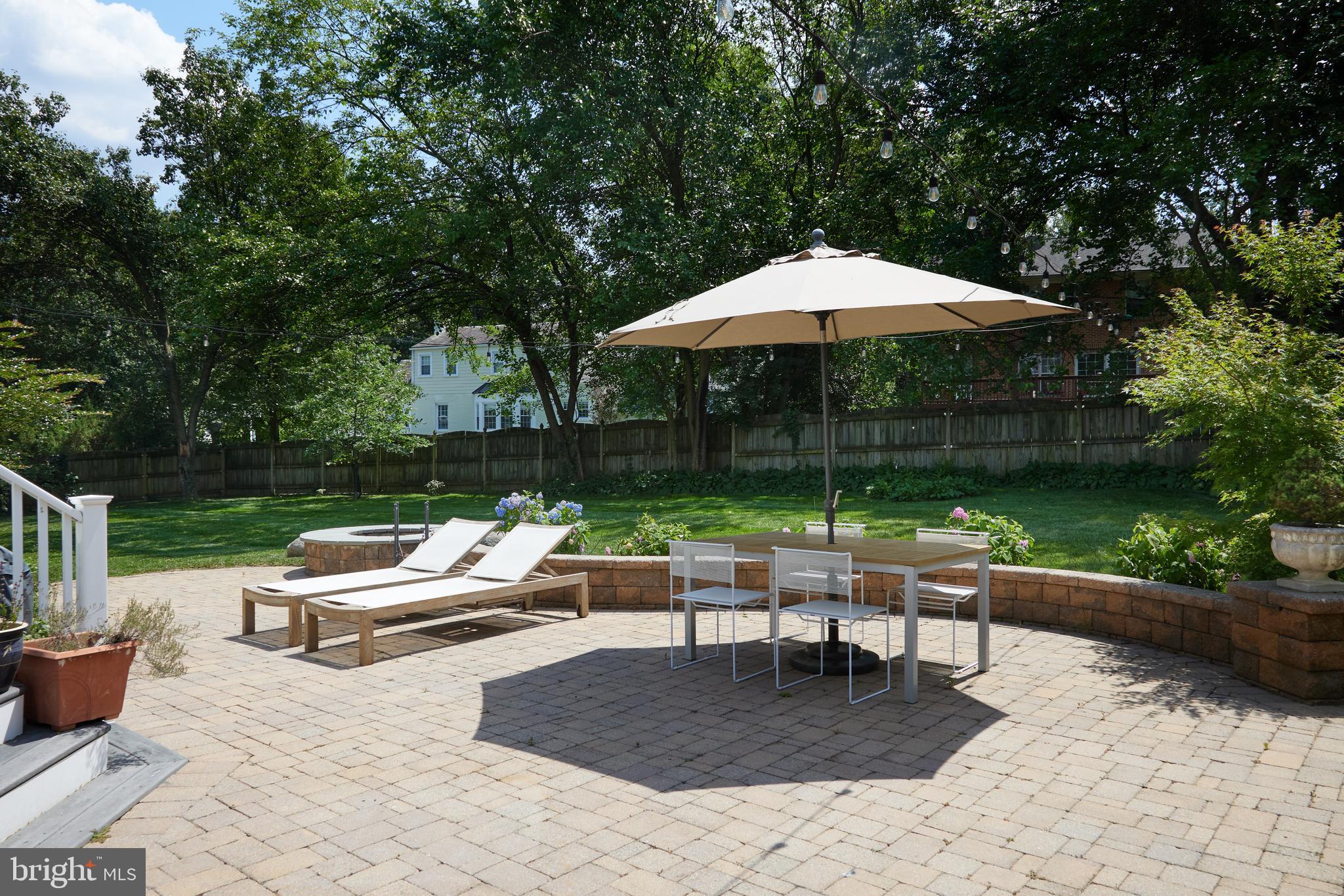 HILLANDALE - Residential