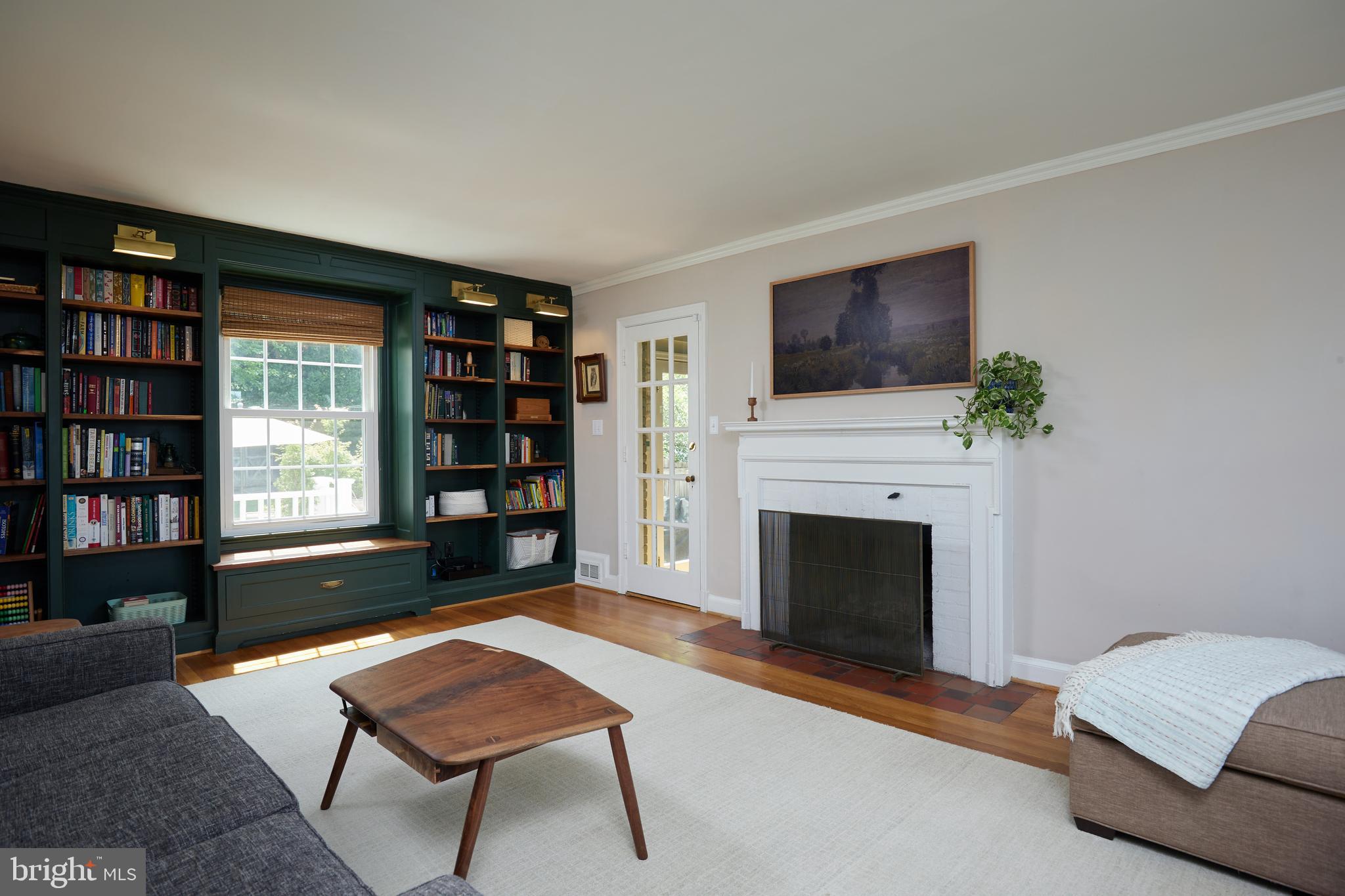 HILLANDALE - Residential