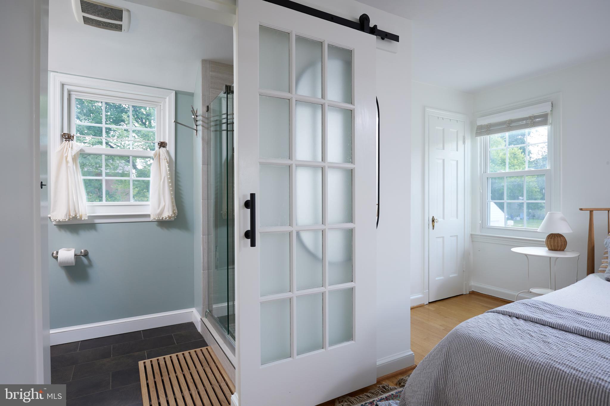 HILLANDALE - Residential