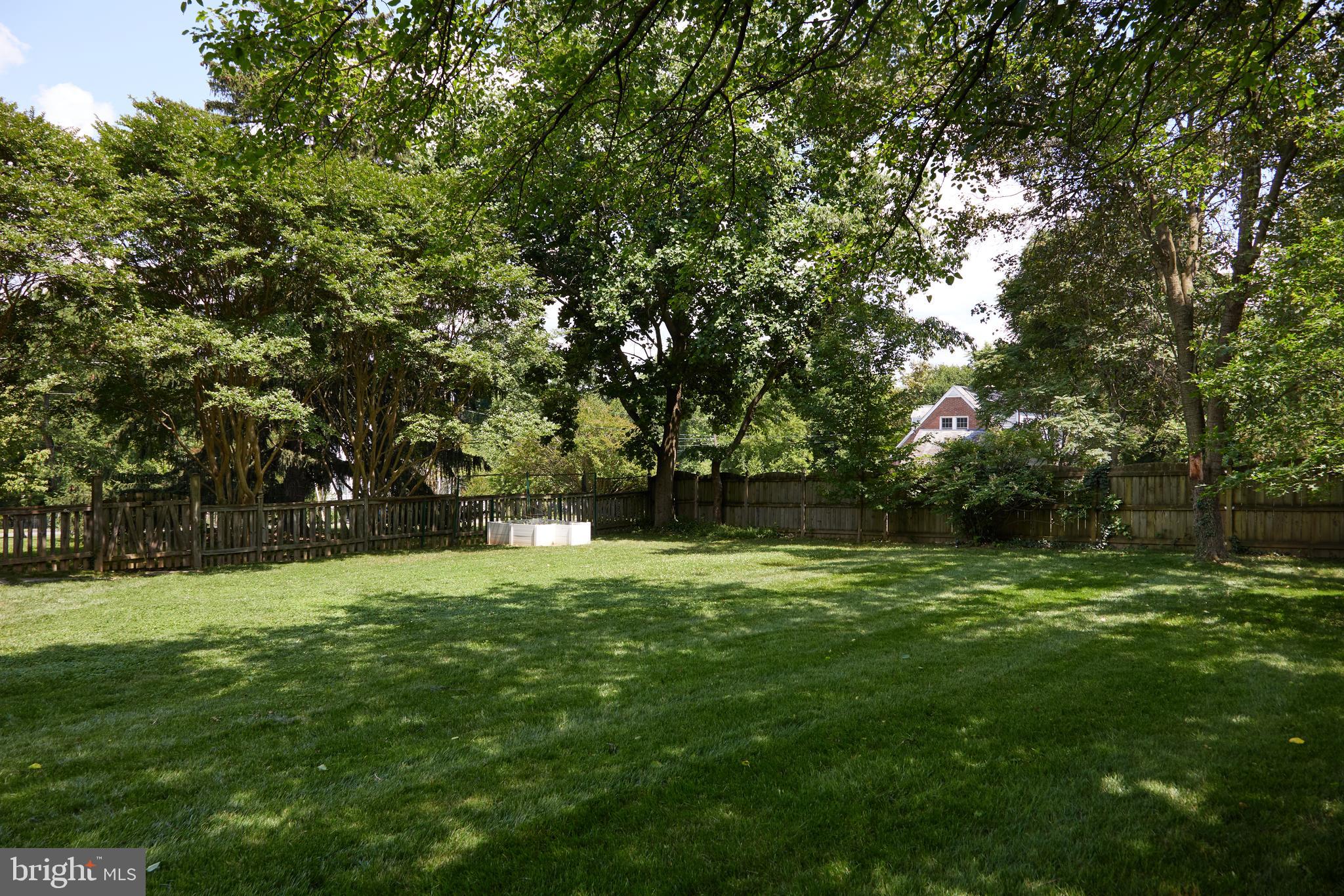 HILLANDALE - Residential