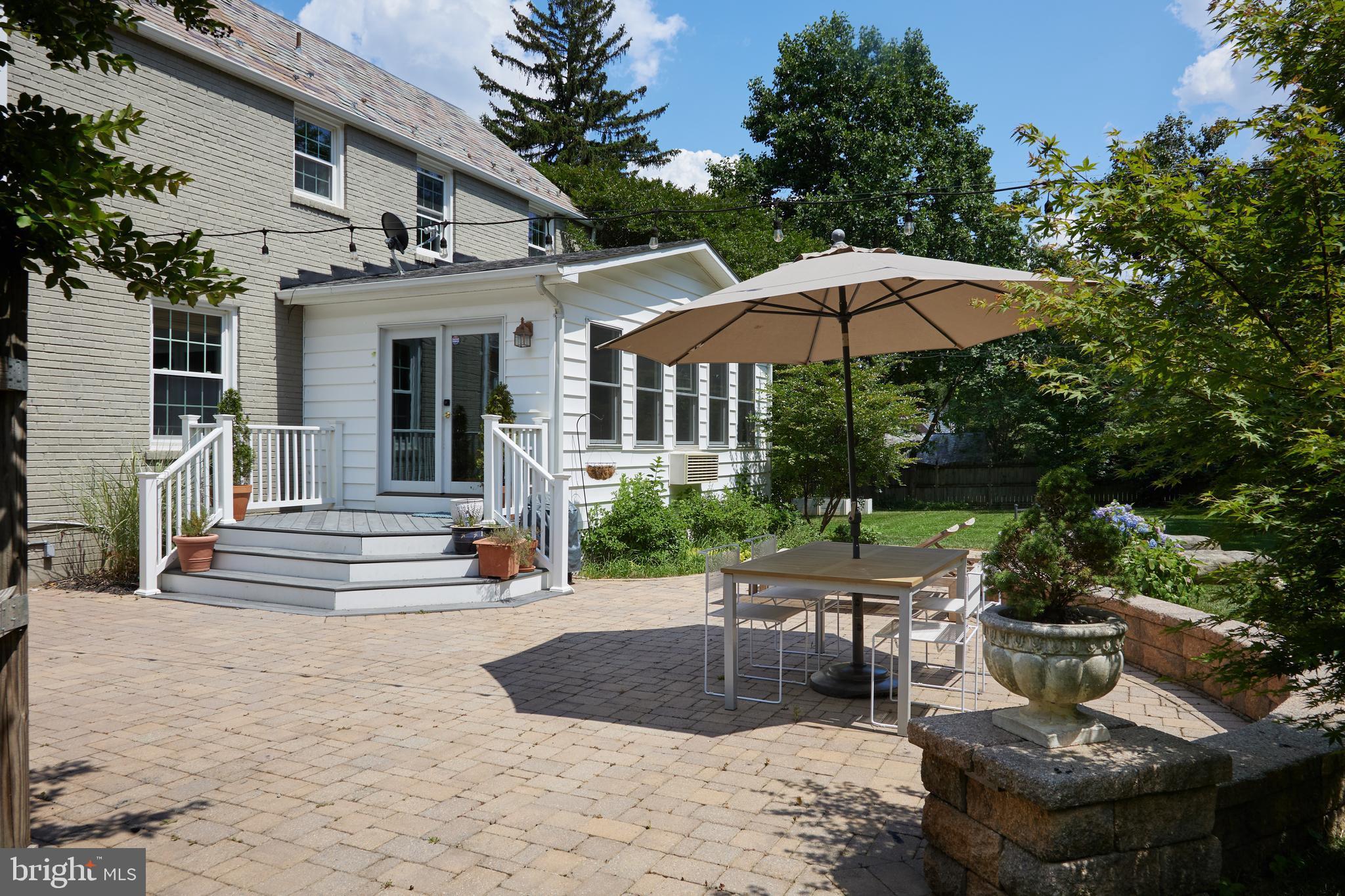 HILLANDALE - Residential